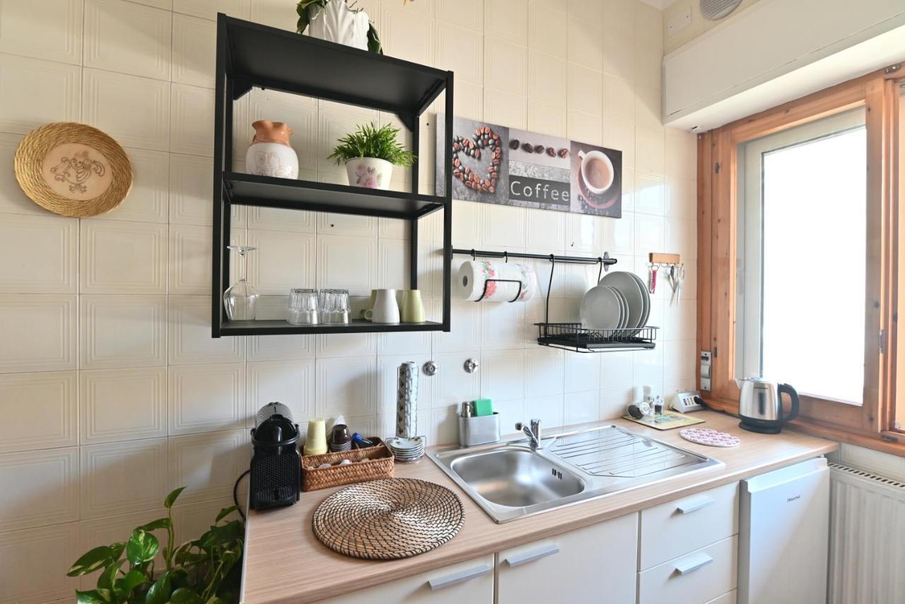 Artemis Kalaris Home กาญารี ภายนอก รูปภาพ